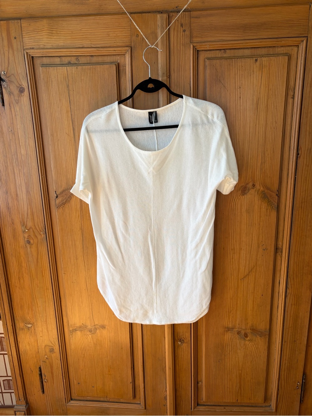 ravel White Scoop Neck Short Sleeve Top